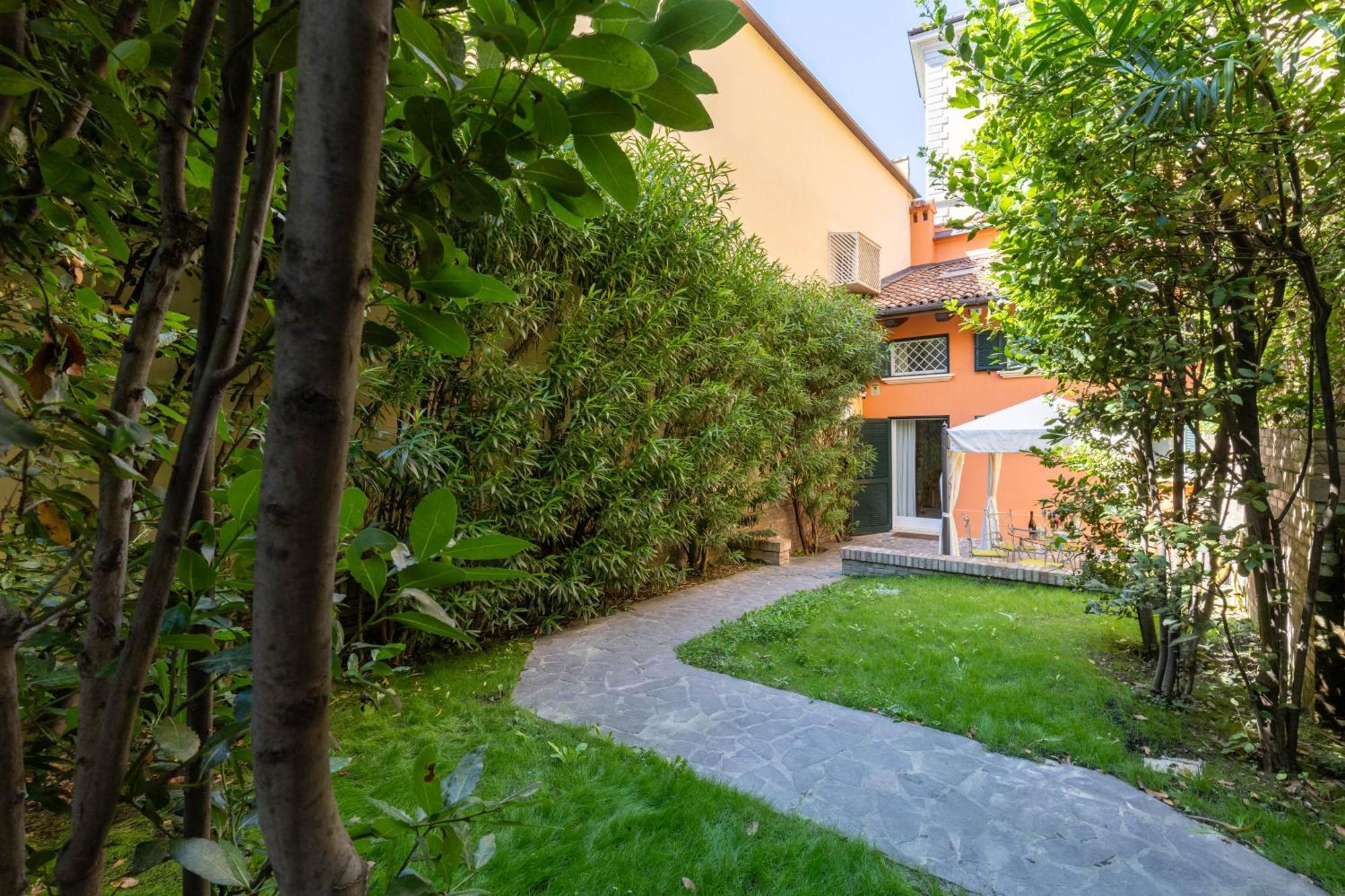 Isaia Garden -Private Garden Spa Bath Bolognarooms 외부 사진