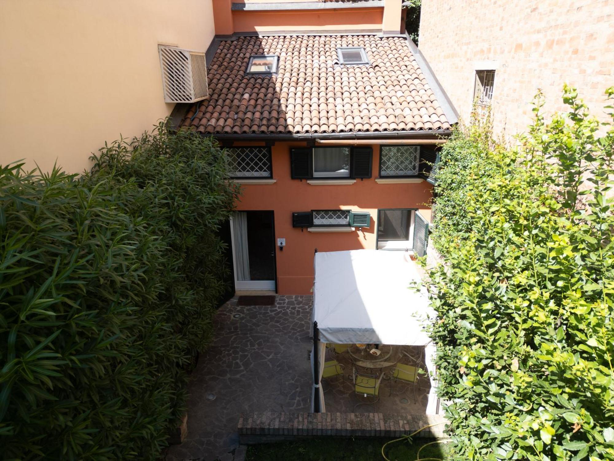 Isaia Garden -Private Garden Spa Bath Bolognarooms 외부 사진