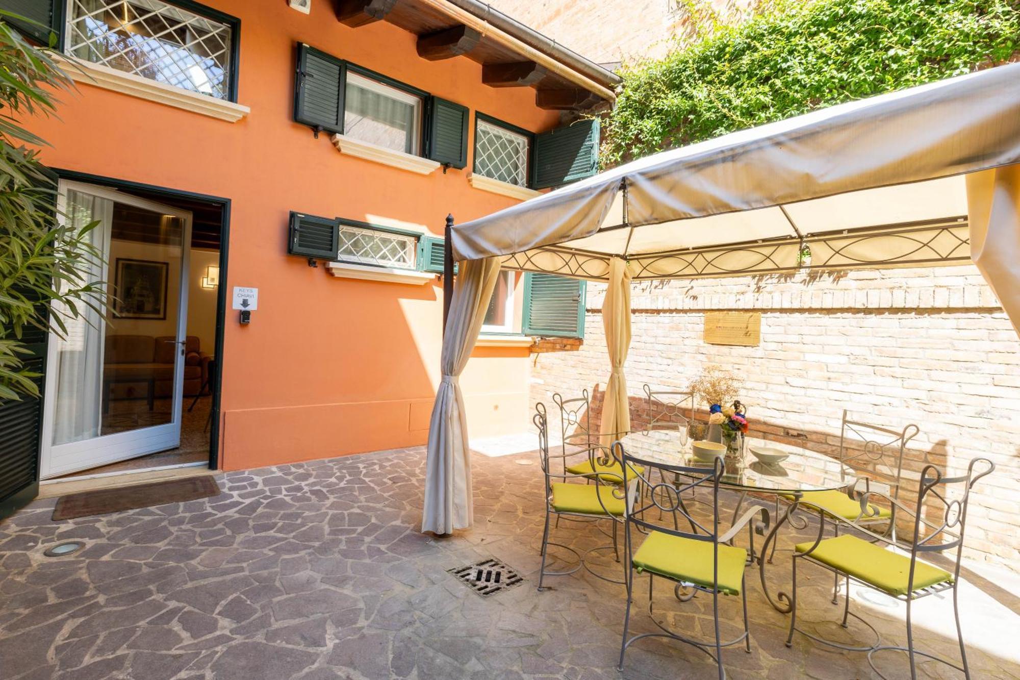 Isaia Garden -Private Garden Spa Bath Bolognarooms 외부 사진